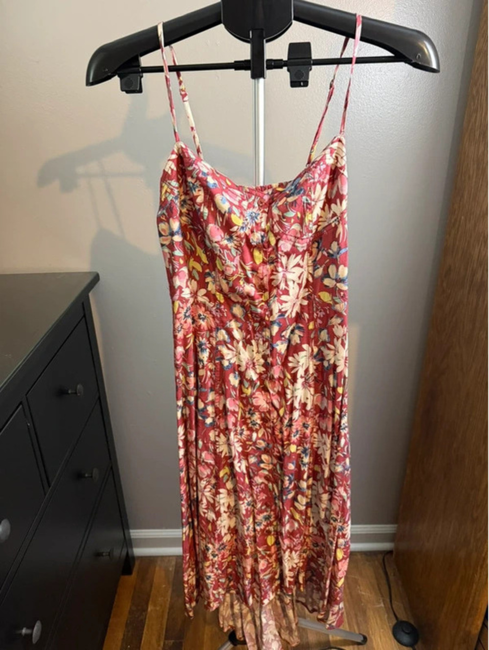 LC Lauren Conrad Size 6 Floral Smocked Back Midi Dress